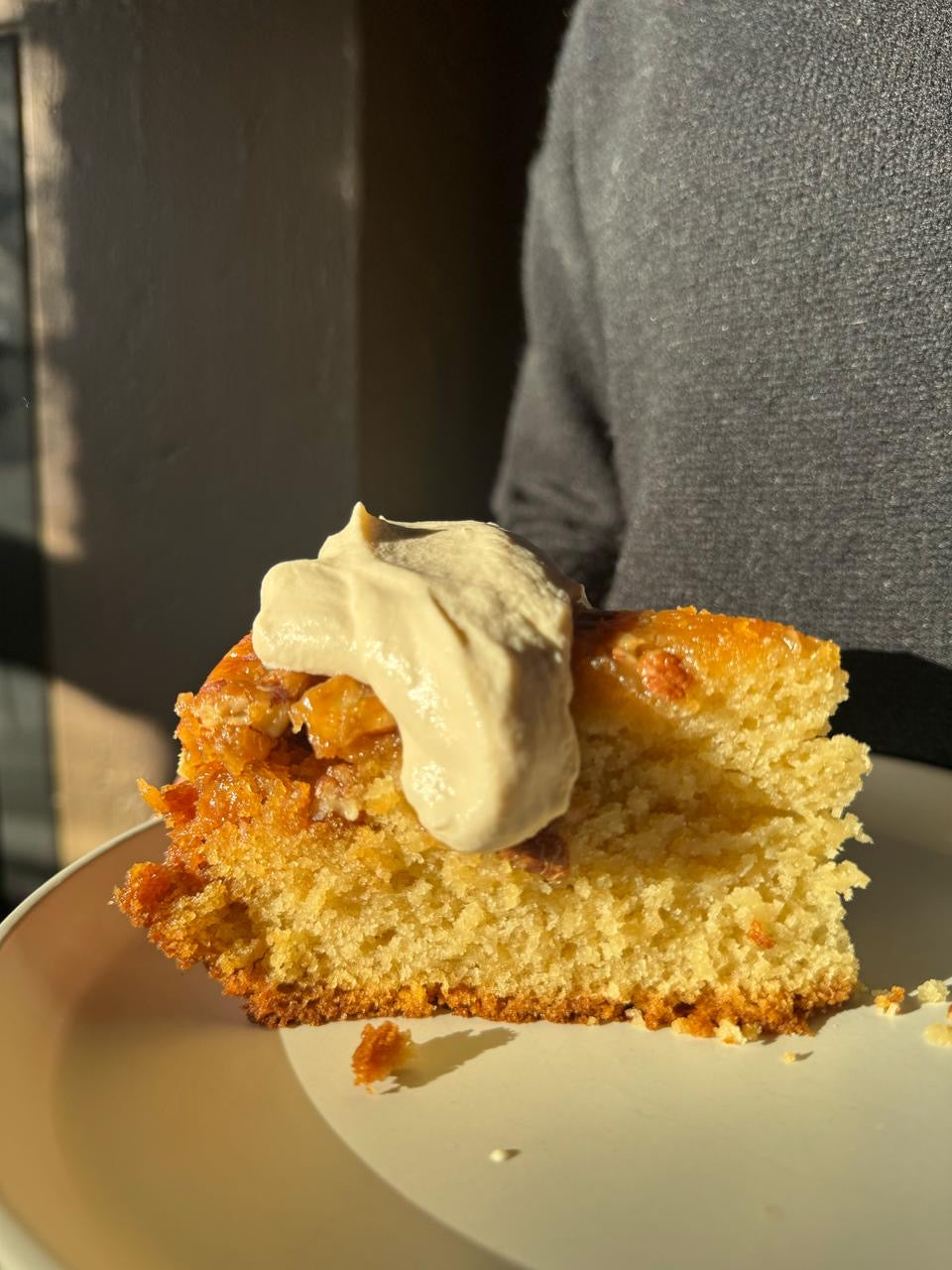 Sticky Pecan Sponge Cake