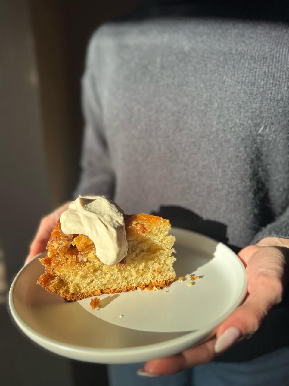 Sticky Pecan Sponge Cake