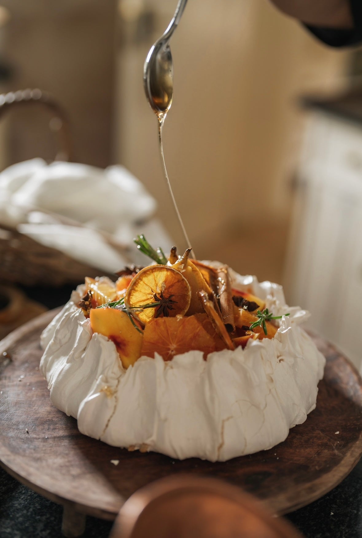 MASCARPONE & POACHED PEAR PAVLOVA