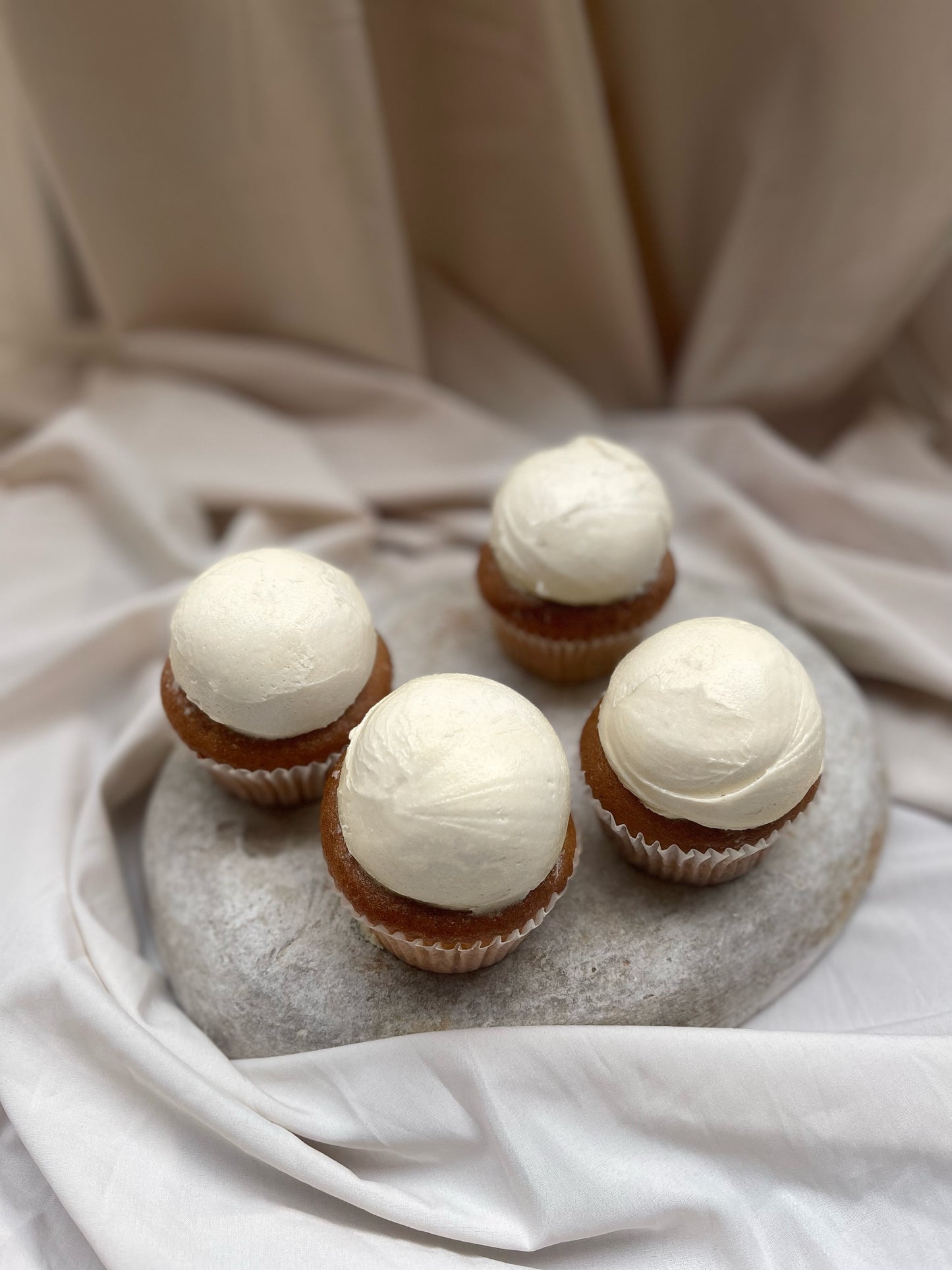 vanilla bean cupcakes