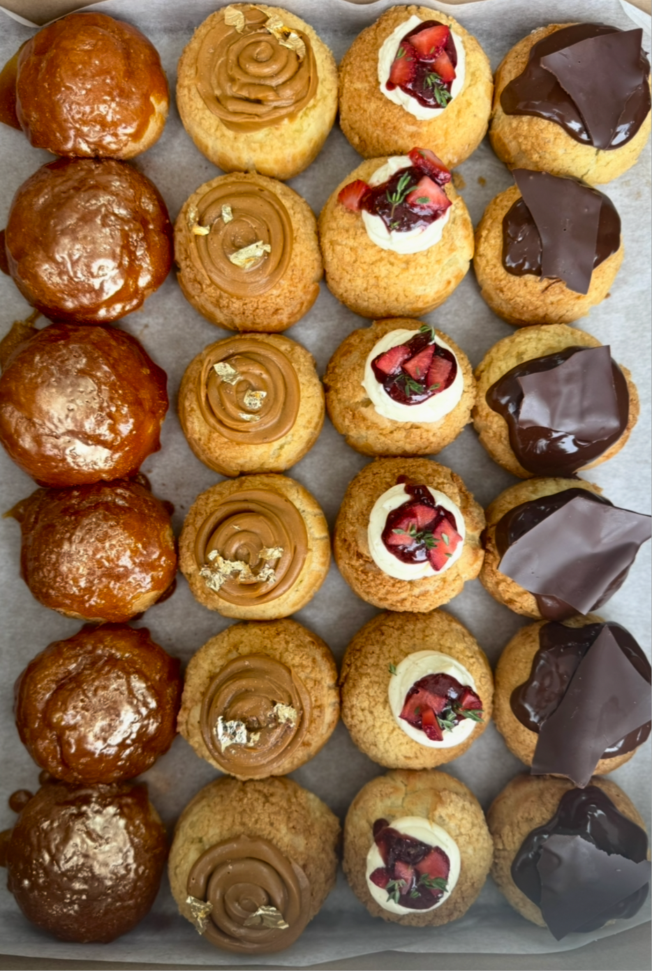 Custard Puffs Box