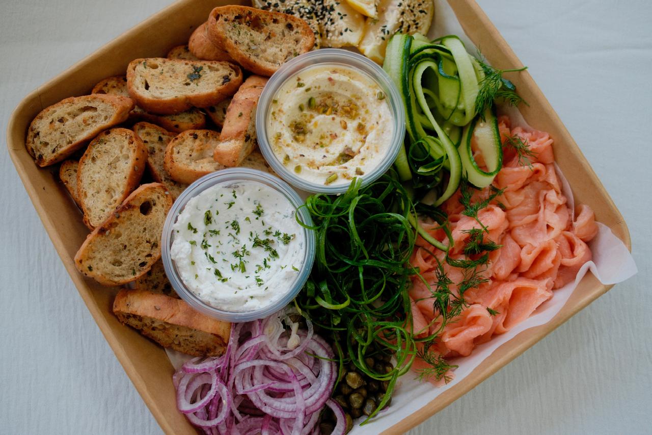 Smoked Salmon & Bruschetta Platter