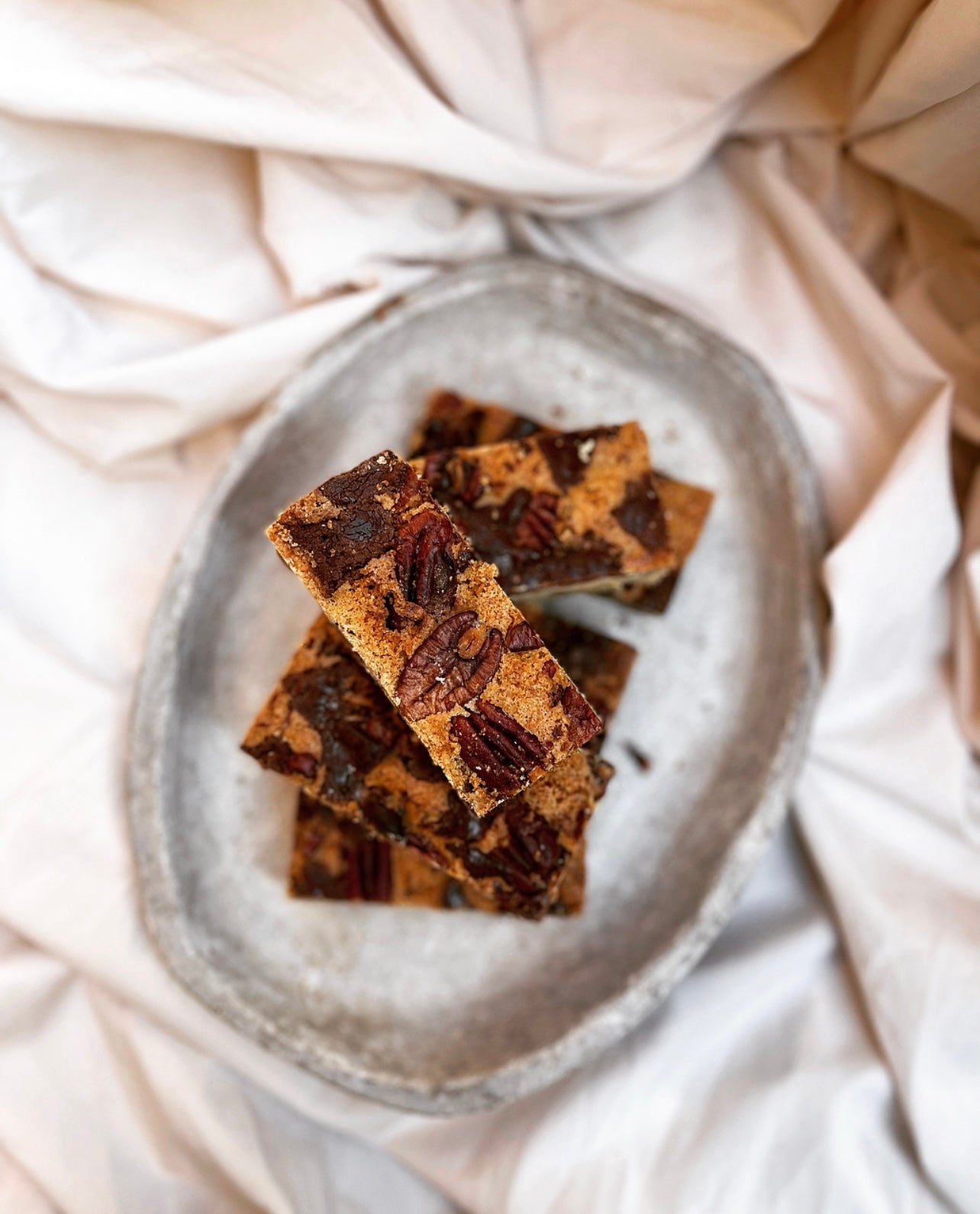 Pecan & Dark Chocolate Blondies